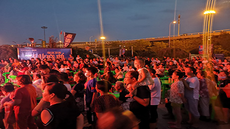 東麗居然之家津夜嘉年華來(lái)了，天津又一家夜市周末火爆開(kāi)街